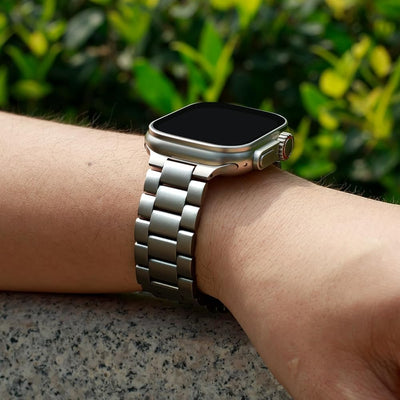 Lightweight Titanium Strap for Apple Watch